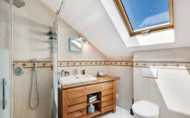 Villa 7.5 pièces - image - 8