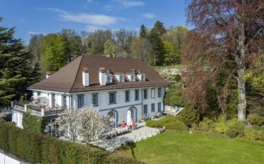 Villa 20 pièces - image - 1