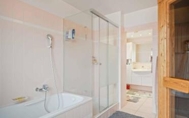 Villa 8.5 Zimmer - image - 9