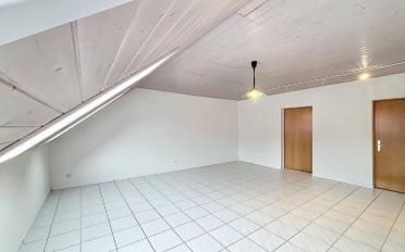Dachwohnung 5 Zimmer - image - 1