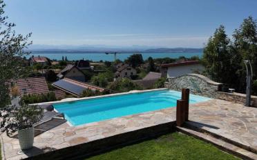 Villa 6.5 pièces - image - 1