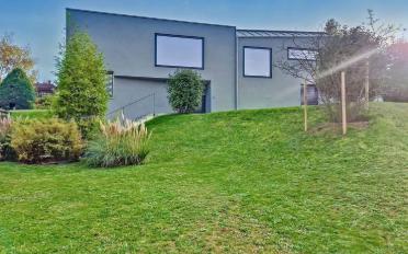 Villa 7.5 Zimmer - image - 1