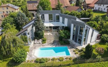 Villa 7.5 pièces - image - 2