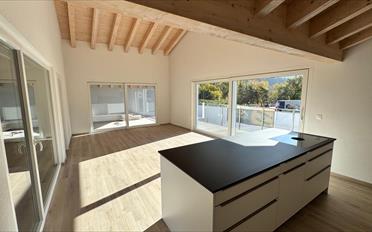 Attic flat 5.5 rooms - image - 3