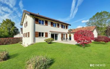 Villa 8 pièces - image - 3