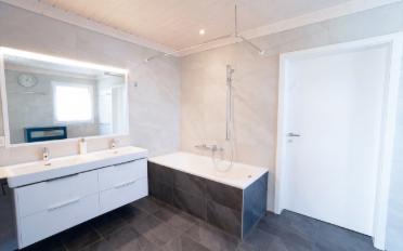 Einfamilienhaus 7.5 Zimmer - image - 6