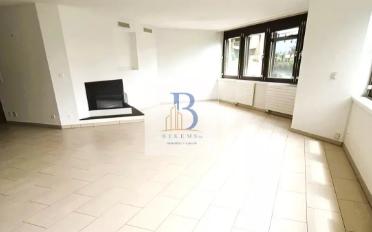 Apartment 5 rooms - image - 2