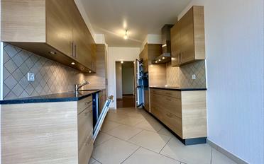 Apartment 4 rooms - image - 9