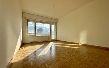 Apartment 4 rooms - image - 13