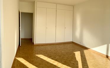 Apartment 4 rooms - image - 14