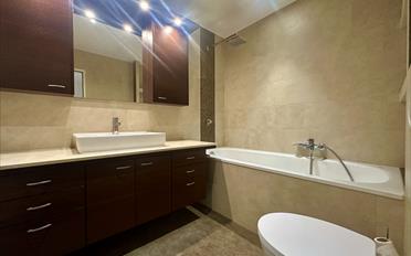 Apartment 4 rooms - image - 15