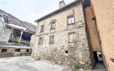 Residential building 10 rooms - image - 5