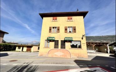 Immeuble résidentiel 15 pièces - image - 4