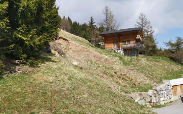 Building land - image - 2
