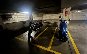 Outdoor parking place bike - image - 2