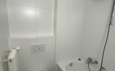 Apartment 3 rooms - image - 8