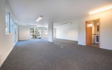 Office - image - 7