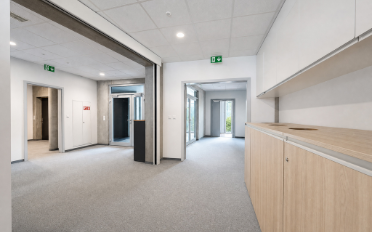 Office - image - 12