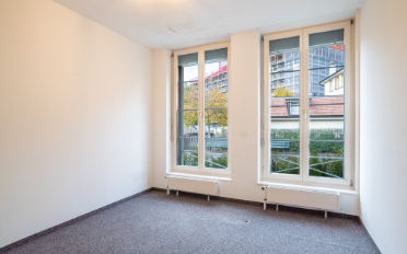 Office - image - 6