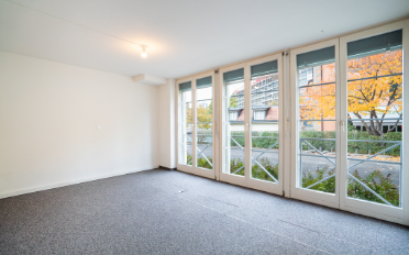 Office - image - 5
