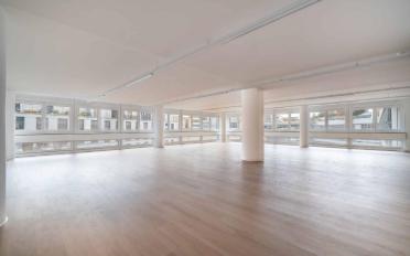 Office - image - 4
