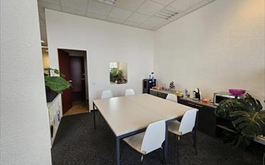 Bureau - image - 8