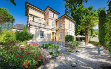 Villa 10 Zimmer - image - 1