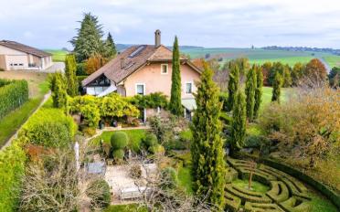 Villa 7 Zimmer - image - 1