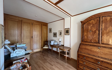 Office - image - 3
