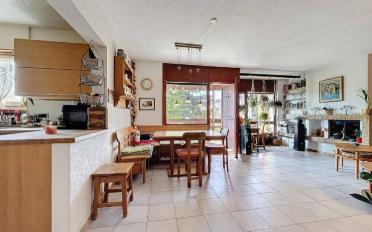 Apartment 4 rooms - image - 3