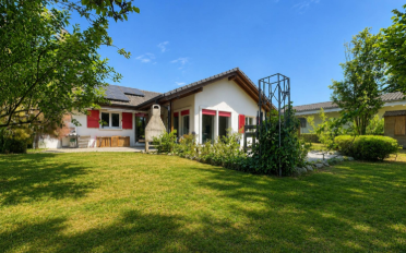 Villa 5.5 Zimmer - image - 1
