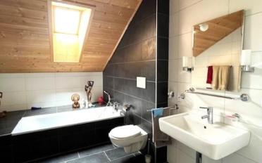 Einfamilienhaus 4.5 Zimmer - image - 9