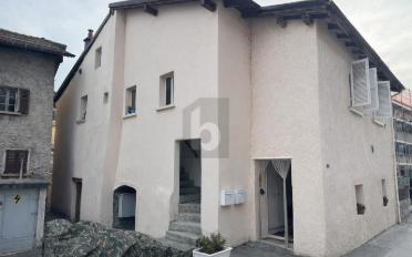 Row house 11.5 rooms - image - 2