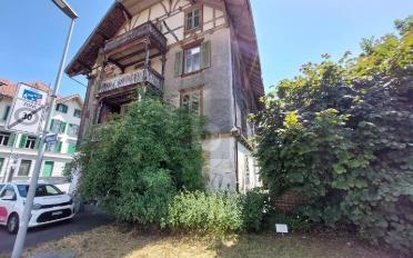 Wohngebäude 18 Zimmer - image - 1