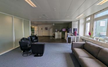 Bureau - image - 2