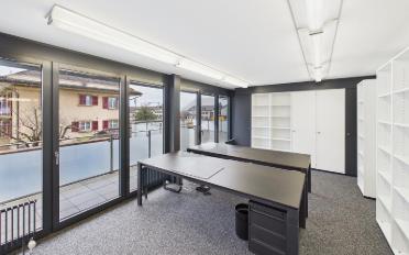 Office - image - 5