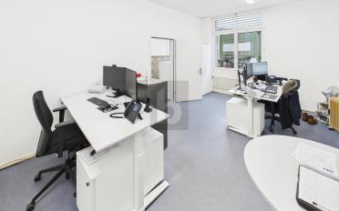 Factory 3 rooms - image - 4