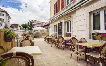 Hôtel 30 pièces - image - 2