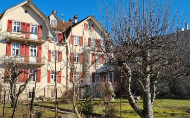 Residential building 21.5 rooms - image - 1