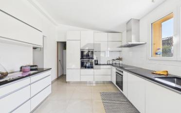 Single house 8 rooms - image - 4
