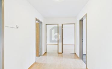 Apartment 4 rooms - image - 3