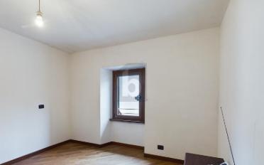 Wohngebäude 11 Zimmer - image - 3