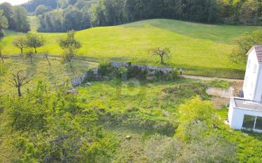 Building land - image - 3