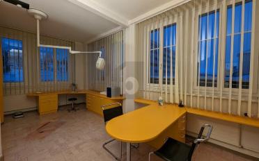 Büro 4.5 Zimmer - image - 4