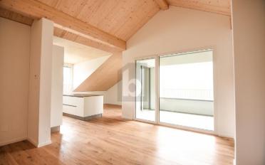 Dachwohnung 3.5 Zimmer - image - 1