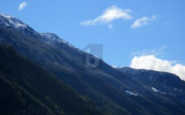 Building land - image - 2