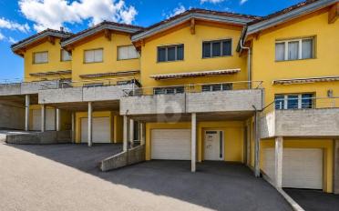 Doppeleinfamilienhaus 4.5 Zimmer - image - 1