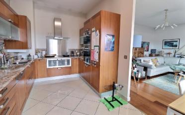 Apartment 4 rooms - image - 7
