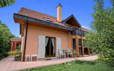 Einfamilienhaus 8.5 Zimmer - image - 3