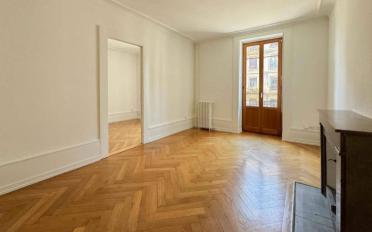 Apartment 4 rooms - image - 3